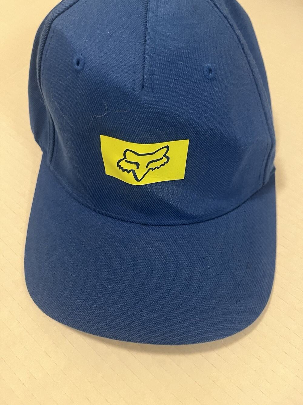 Men’s Fox flex Fit Baseball Cap Size S/M blue